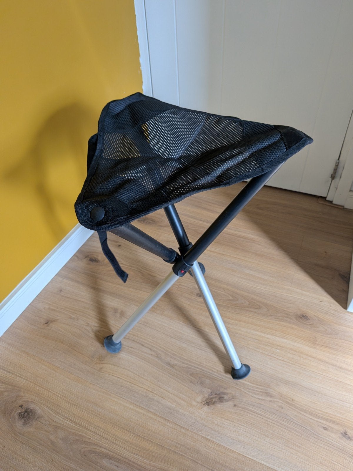 Walkstool Comfort XL Driepoot Kruk - 55 cm / 22 inch, Ophalen of Verzenden, Zo goed als nieuw, Campingstoel