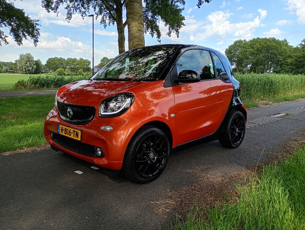 Smart ForTwo 0.9 90pk Turbo coupé 2015, Auto's, Smart, 898 cc, Achterwielaandrijving, Overige kleuren, 800 kg
