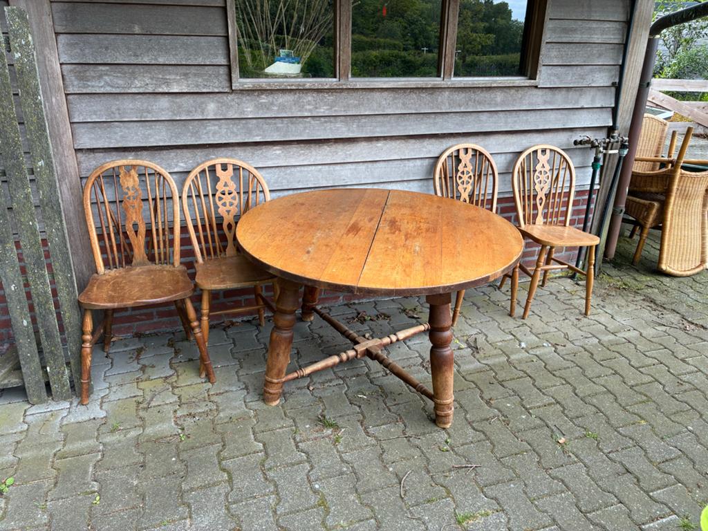 Eettafel set met 4 stoelen, Ophalen, Gebruikt, 4 tot 6 stoelen