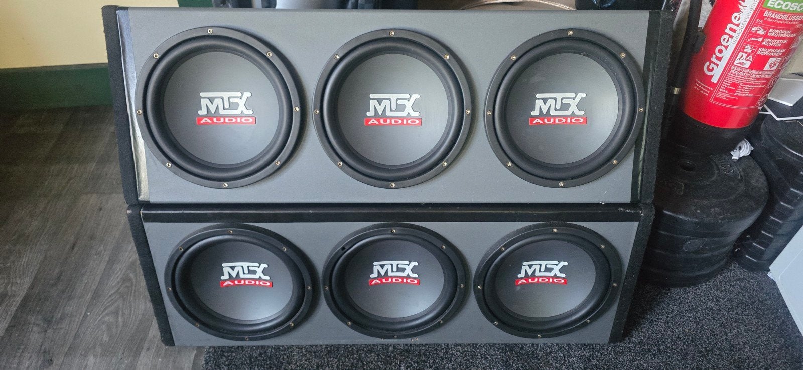 MTX Audio  met 6 Subwoofers, Ophalen of Verzenden