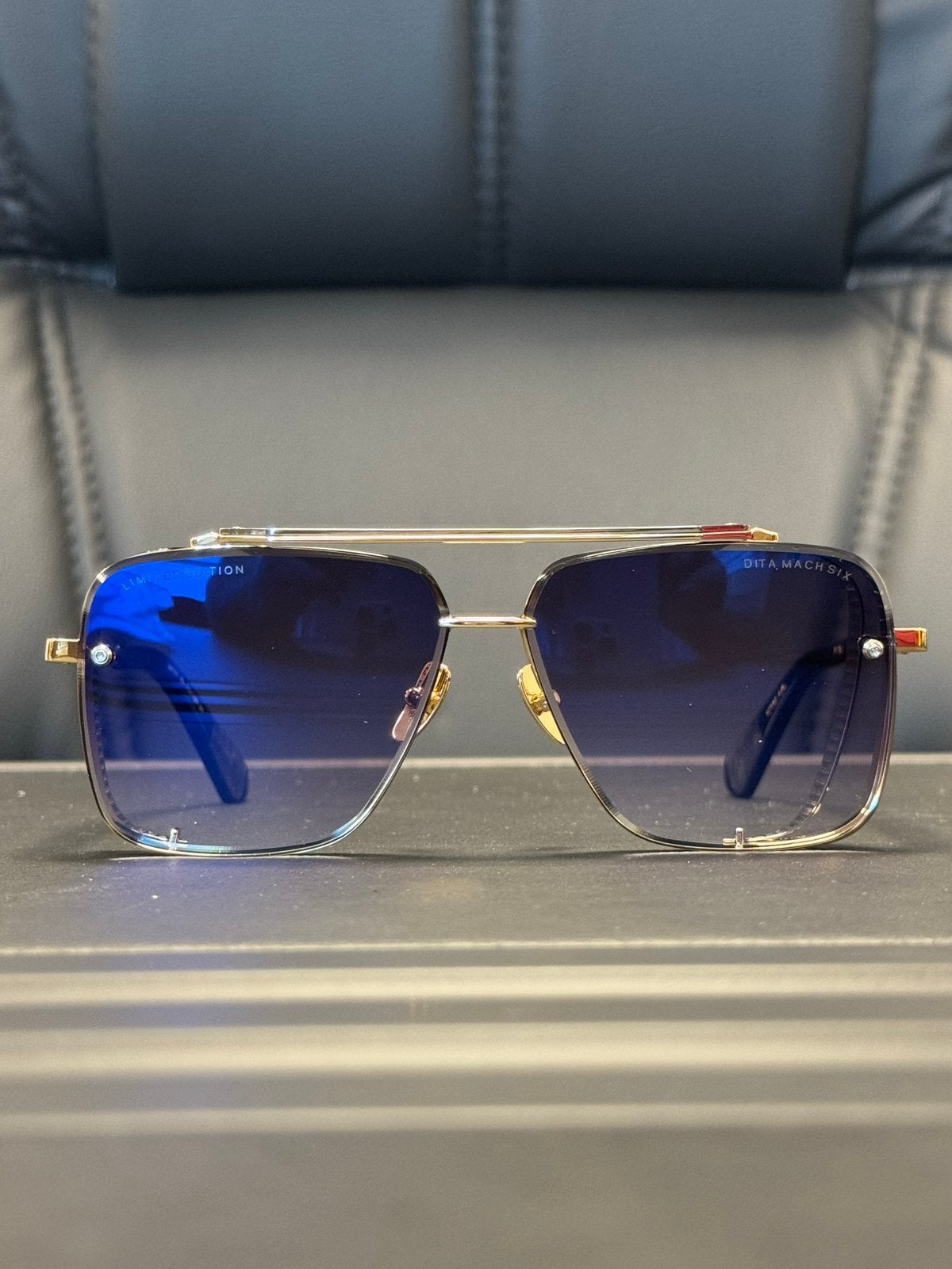 Dita Mach Six Limited Edition Zonnebril Goud Blauw, Overige merken, Zonnebril, Blauw, Ophalen of Verzenden