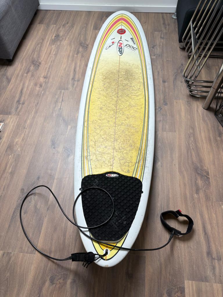 NSP Surfboard 7'6" met leash - Ideaal voor beginners, Watersport en Boten, Ophalen, Zo goed als nieuw