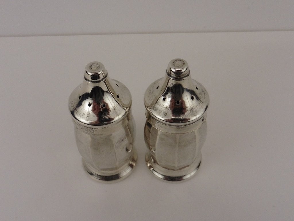 2 zilveren strooiers                                    Z226, Antiek en Kunst, Ophalen of Verzenden, Zilver