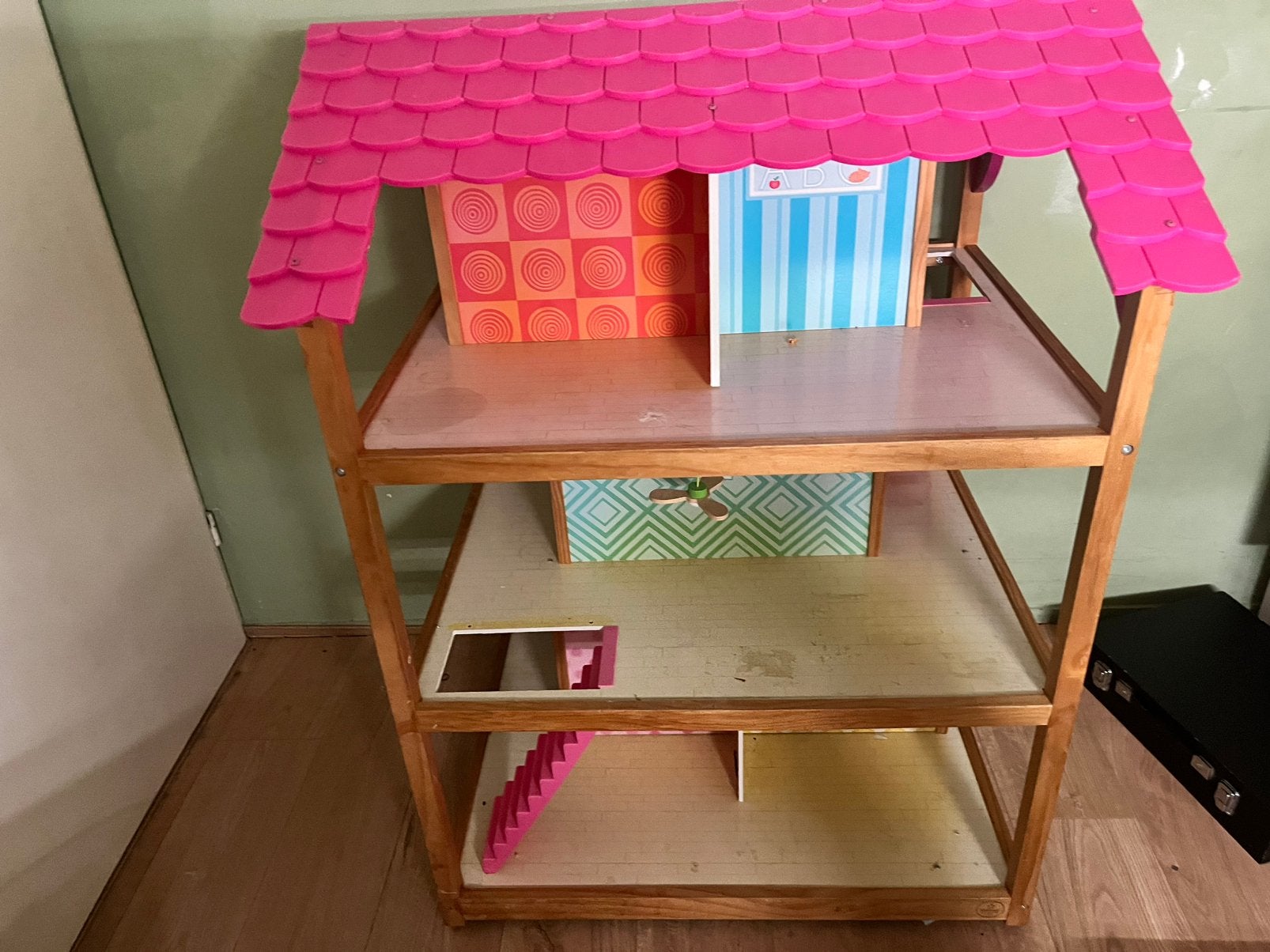 Poppenhuis, Kinderen en Baby's, Speelgoed | Poppenhuizen, Ophalen, Zo goed als nieuw, Poppenhuis