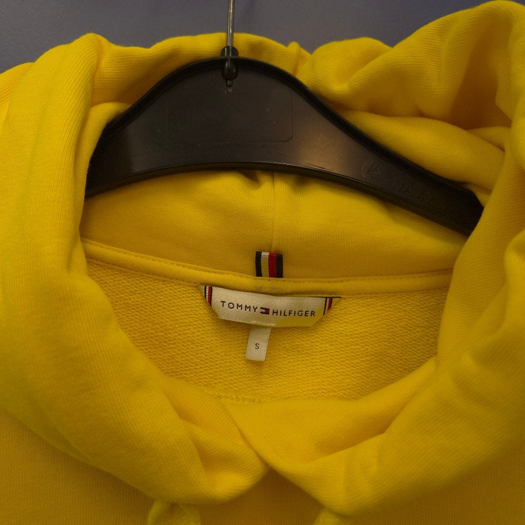 Tommy Hilfiger gele hoodie TH logo mouw rand – maat S 52161, Kleding | Dames, Tommy Hilfiger Licensing B.V., Geel, Ophalen of Verzenden
