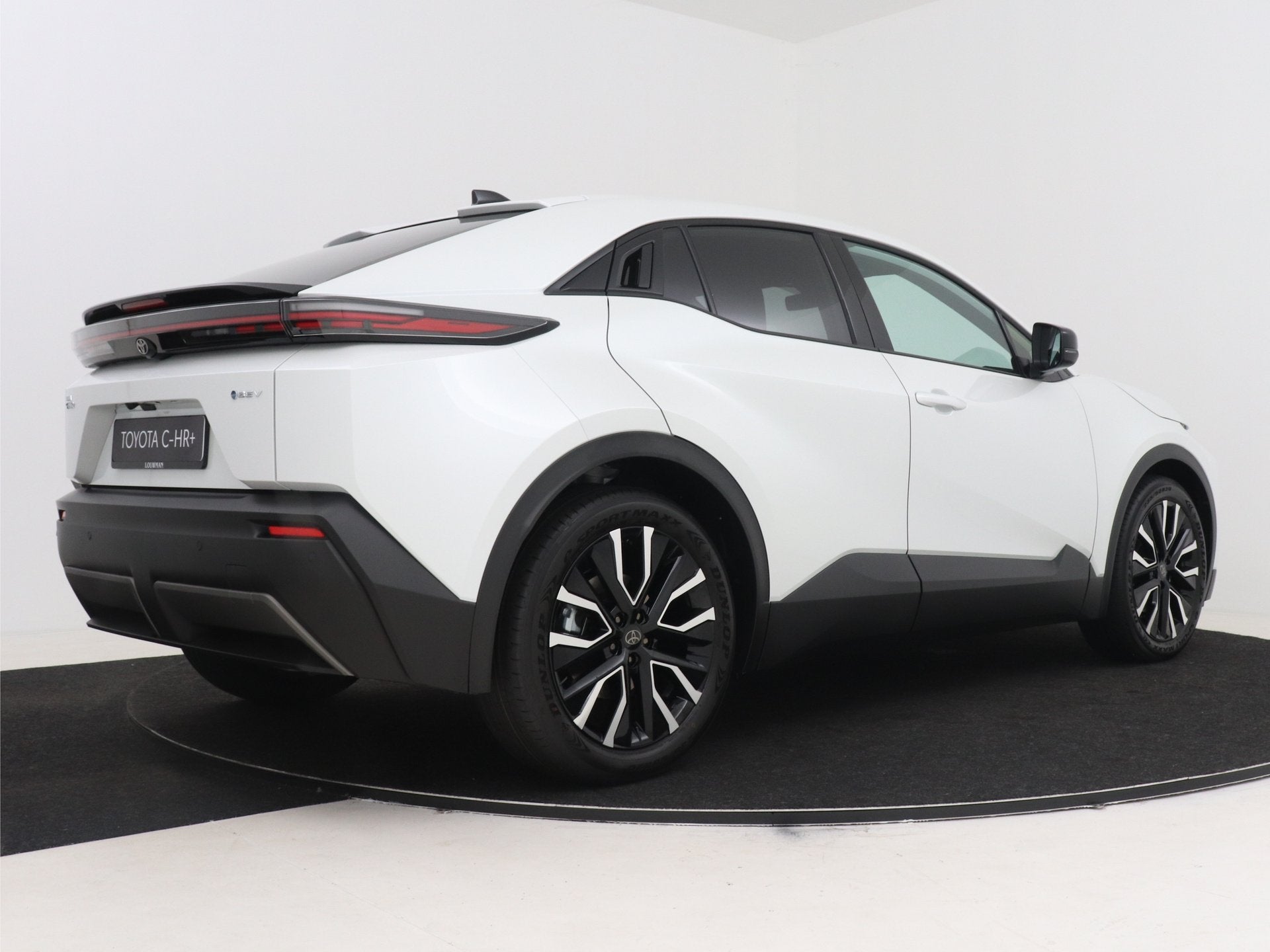 Toyota C-HR+ First Edition 77 kWh (bj 2026, automaat), 12 maanden, Stof, Wit, Nieuw