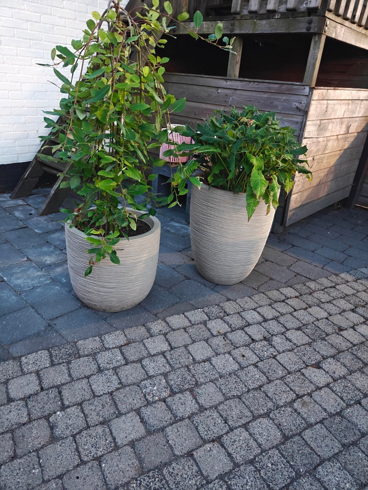 2 Capi Rib terrazzo beige - Zo goed als nieuw, Tuin en Terras, Bloempotten, Zo goed als nieuw, Kunststof, Minder dan 25 cm, Rond