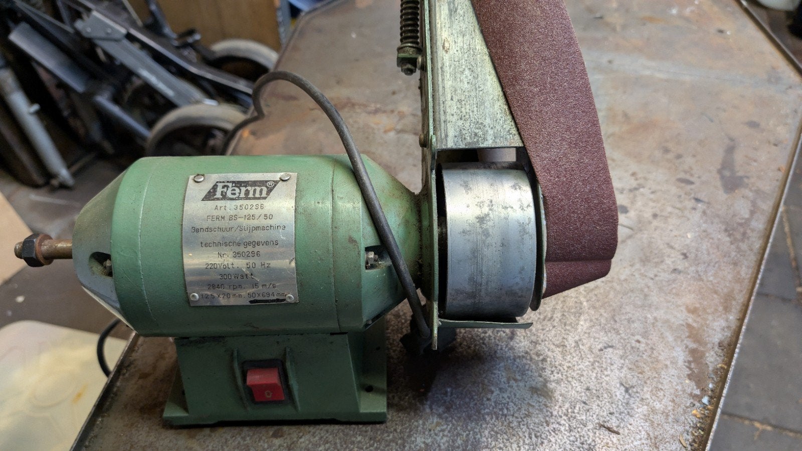 Ferm slijpsteen/bandschuurmachine BS-125/50, Ophalen, Gebruikt, Minder dan 700 watt, Werkbankslijpmachine
