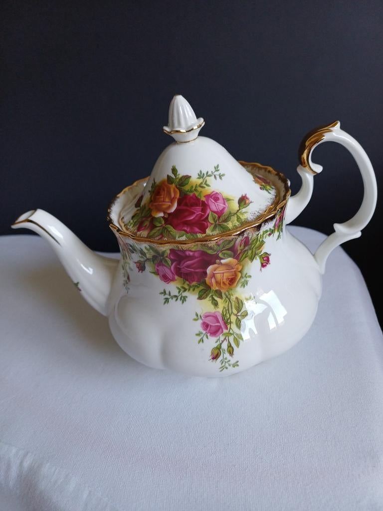 Royal Albert - Old Country Rose theepot, 1962, Antiek en Kunst, Antiek | Servies los, Ophalen of Verzenden