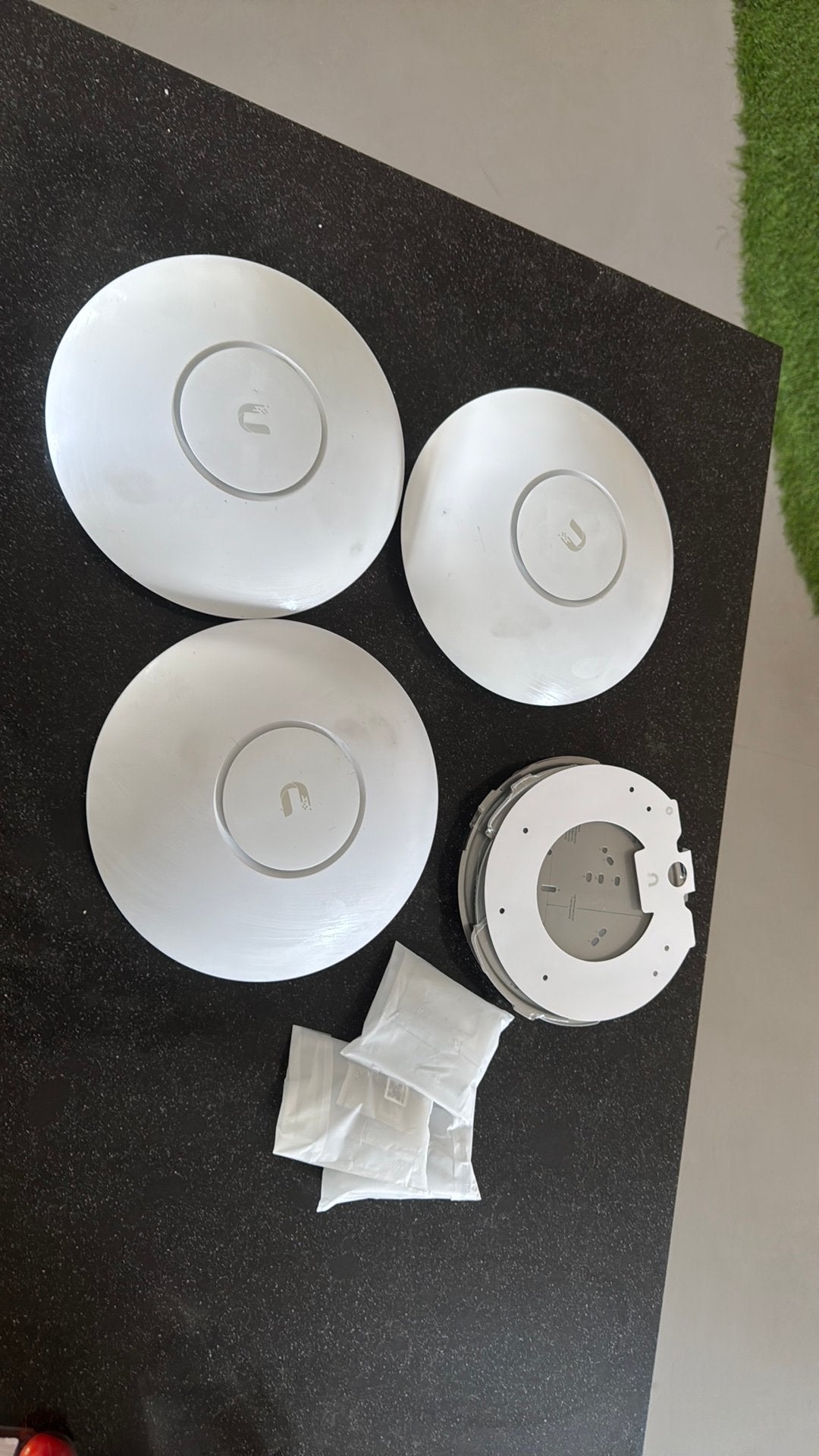 2 X Ubiquiti UniFi AC HD Access Points - Perfecte Staat, Computers en Software, Accesspoints, Gebruikt, Ophalen of Verzenden