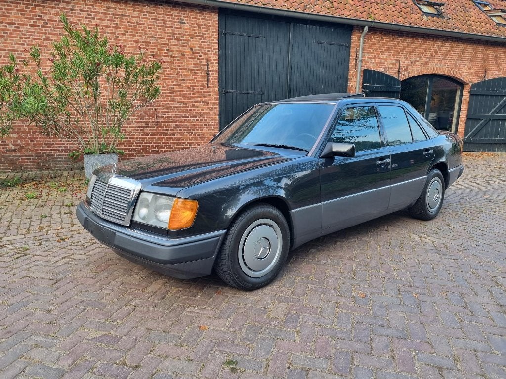 Mercedes 230E W124 Schuifdak ABS 1990, Zwart, Open dak, Zwart, Handgeschakeld