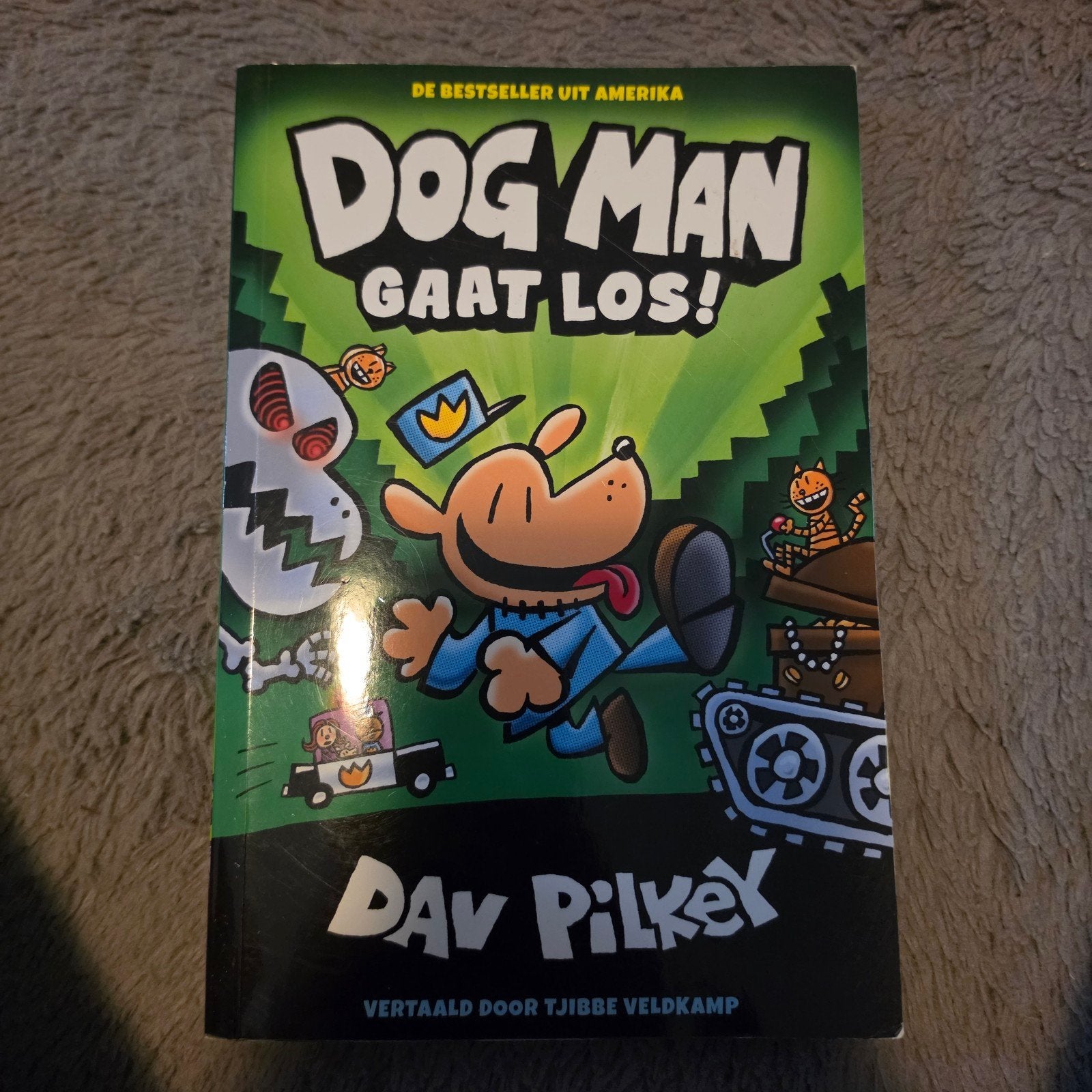 Dog Man Gaat Los! - Dav Pilkey (Zo goed als nieuw), Ophalen of Verzenden, Zo goed als nieuw, Dav Pilkey, Fictie algemeen