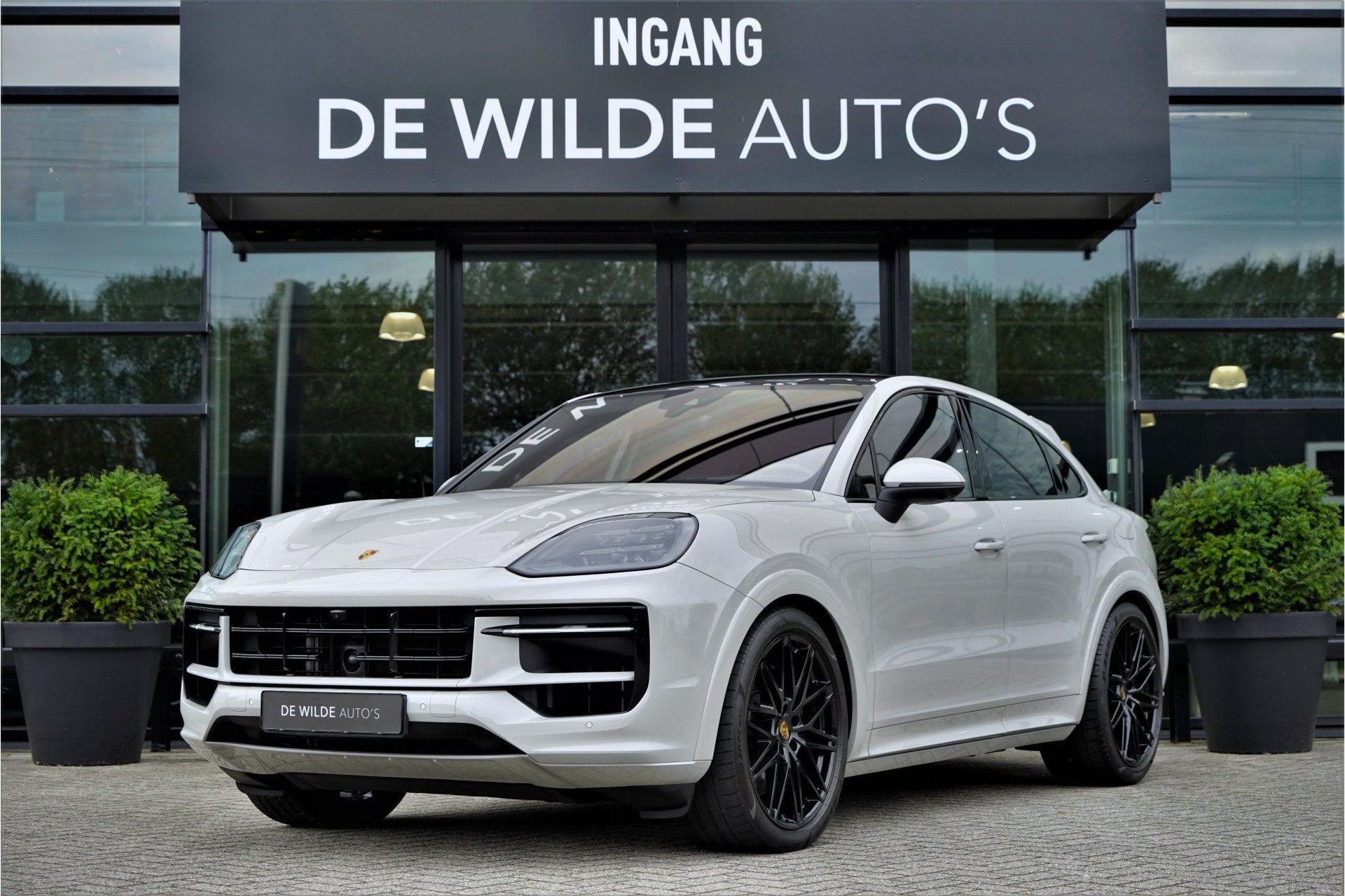 Porsche Cayenne Coupé 3.0 E-Hybrid SportDesign Krijt SoftCl, Auto's, Automaat, Gebruikt, Zwart, 2995 cc
