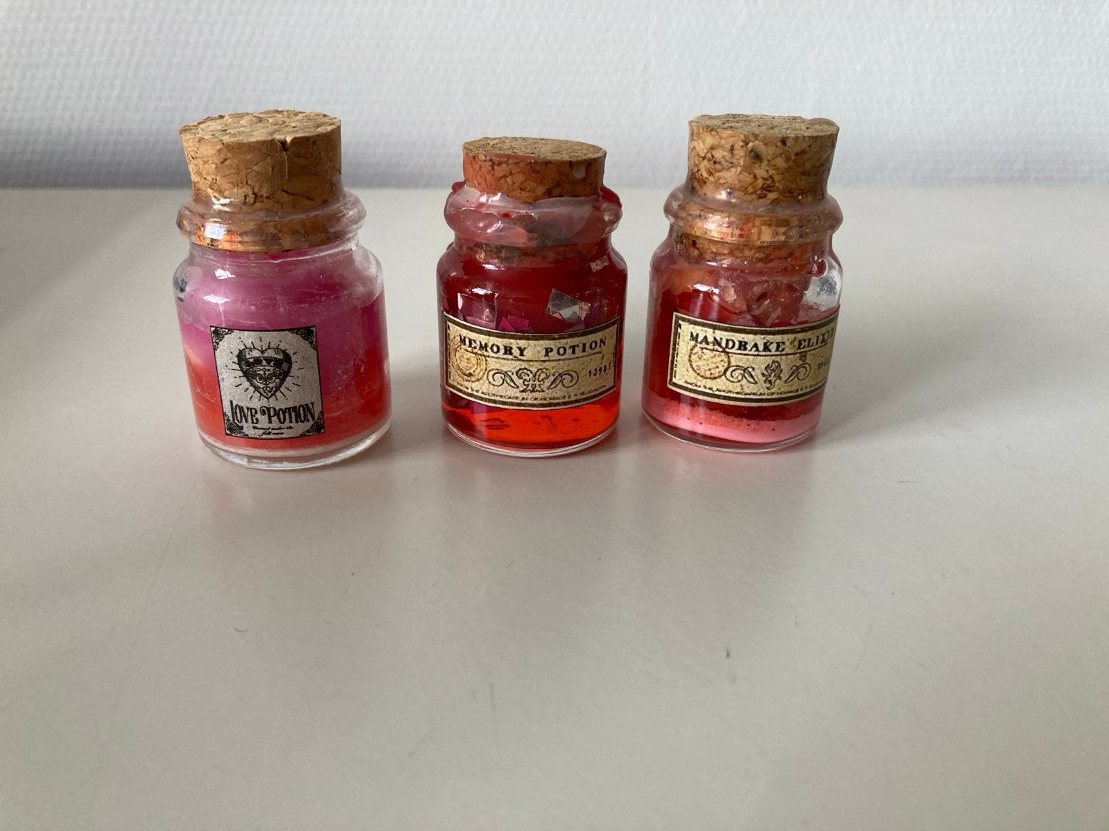 Mini Harry Potter Potion Flesjes - Love, Memory, Mandrake, Ophalen of Verzenden, Zo goed als nieuw, Replica