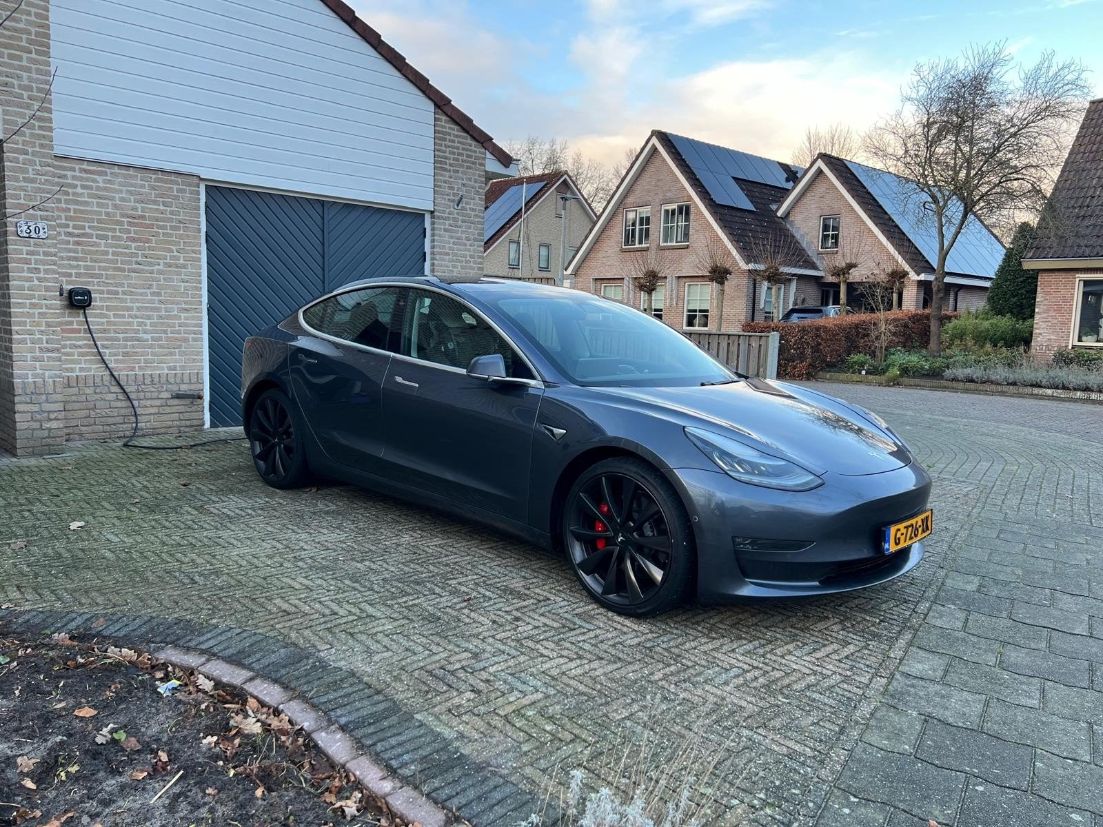 Tesla Model 3 2019 Grijs, Auto's, Automaat, 1831 kg, Origineel Nederlands, Elektrisch
