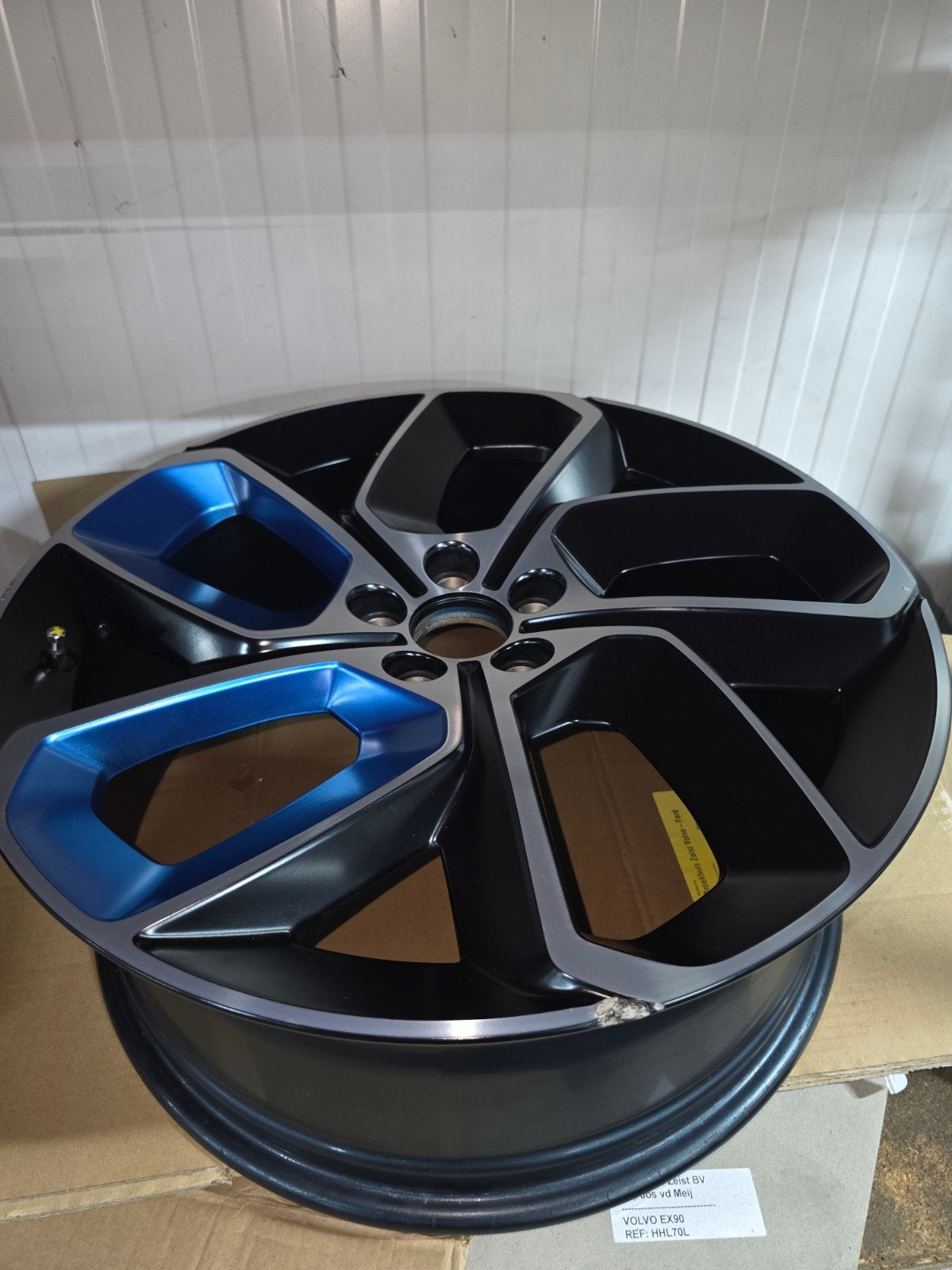 Lynk&Co Velg met lichte gebruikerssporen en chip, Auto-onderdelen, Ophalen of Verzenden, Gebruikt