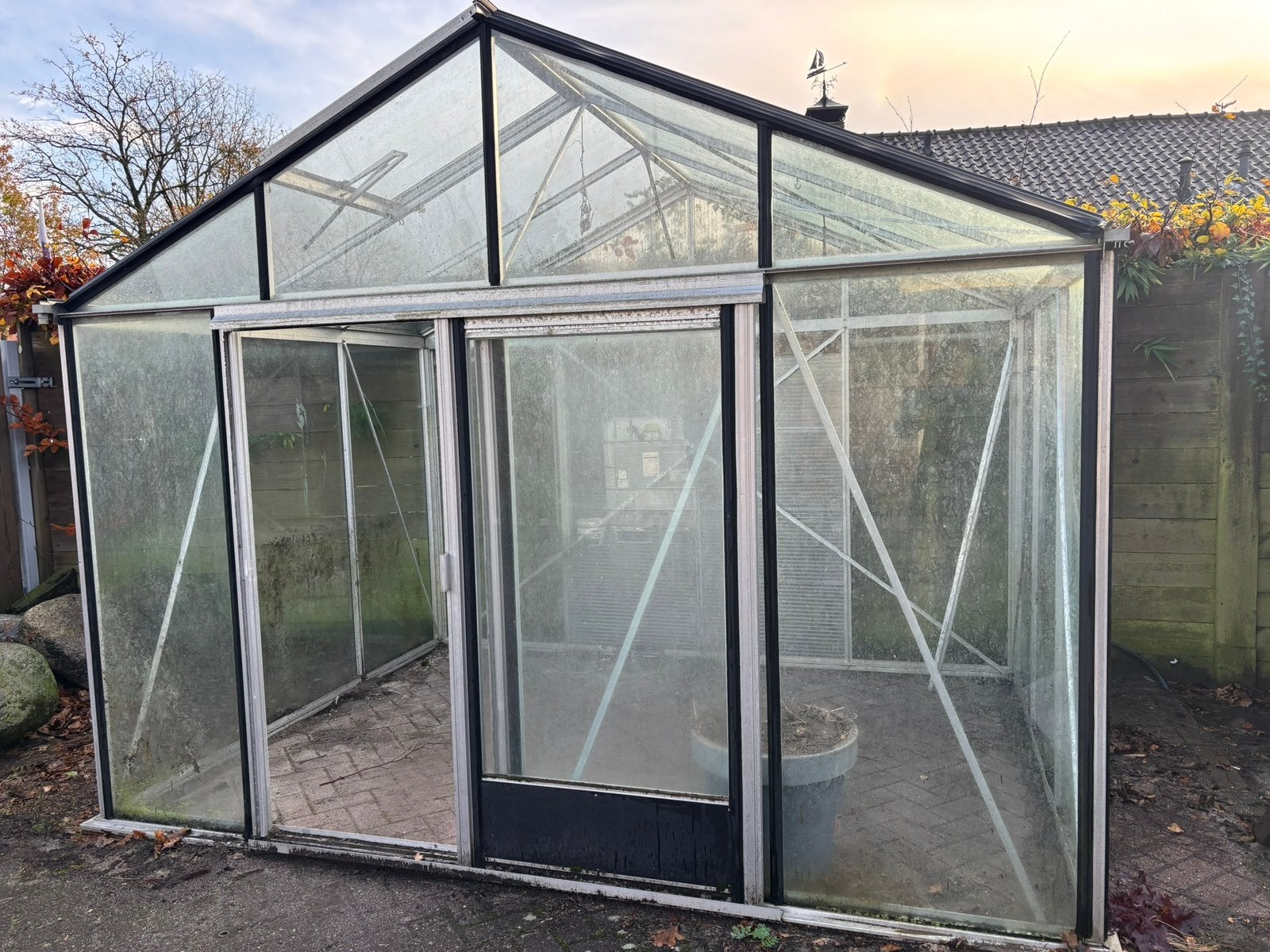 Mooie kas van gegalvaniseerd staal - zware kwaliteit, Ophalen, Kweekkas, Zo goed als nieuw, Glas
