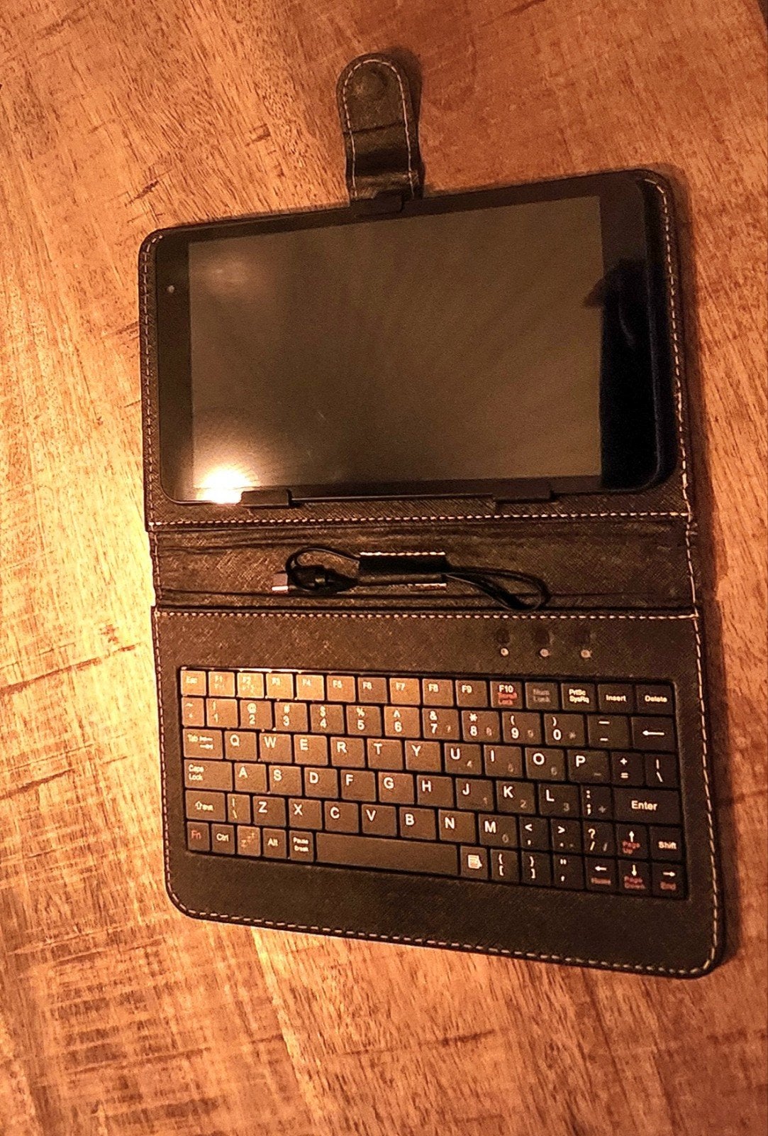 NHA Android Go Tablet met toetsenbordhoes, Computers en Software, Android Tablets, Android Go, Wi-Fi, Gebruikt, Usb-aansluiting