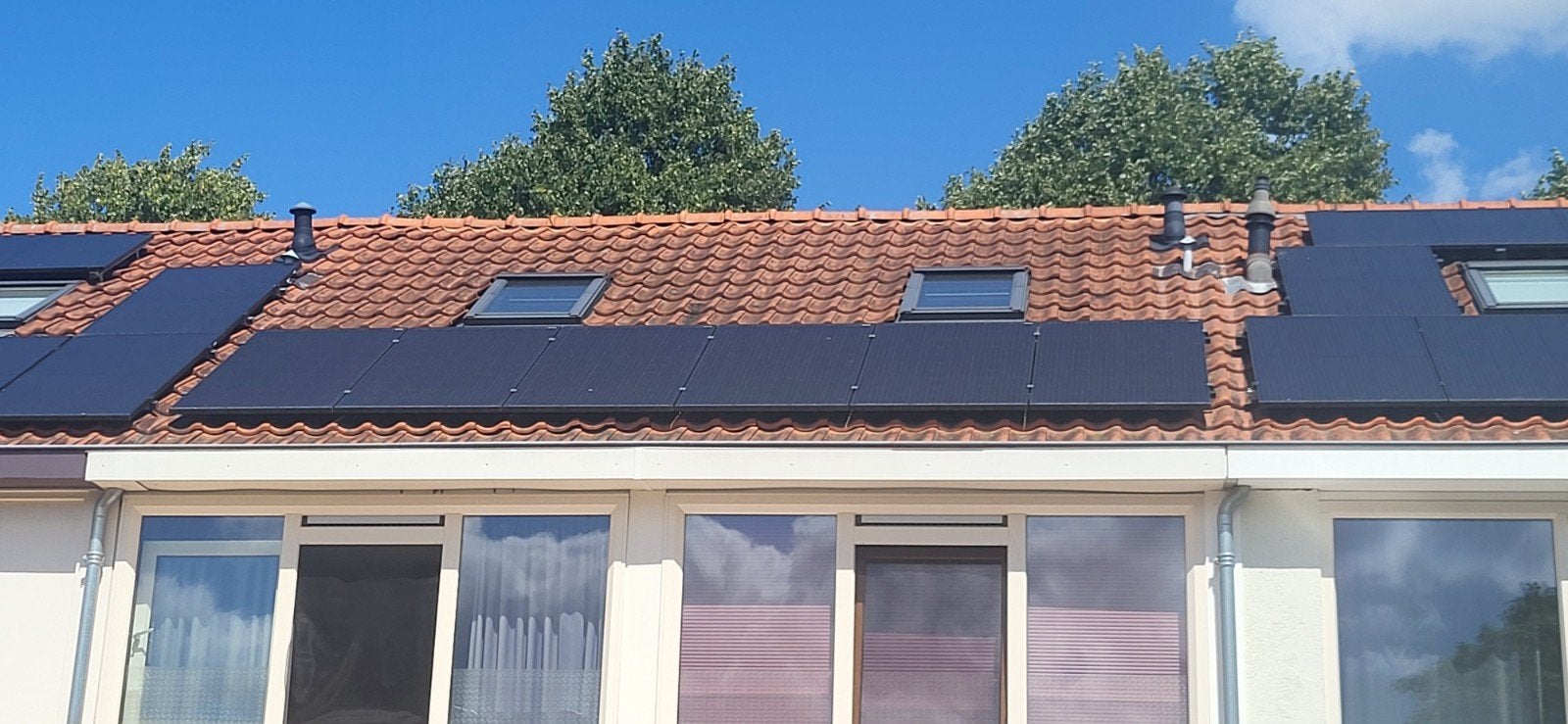 zonnepanelen + omvormer, Ophalen, Gebruikt, Compleet systeem