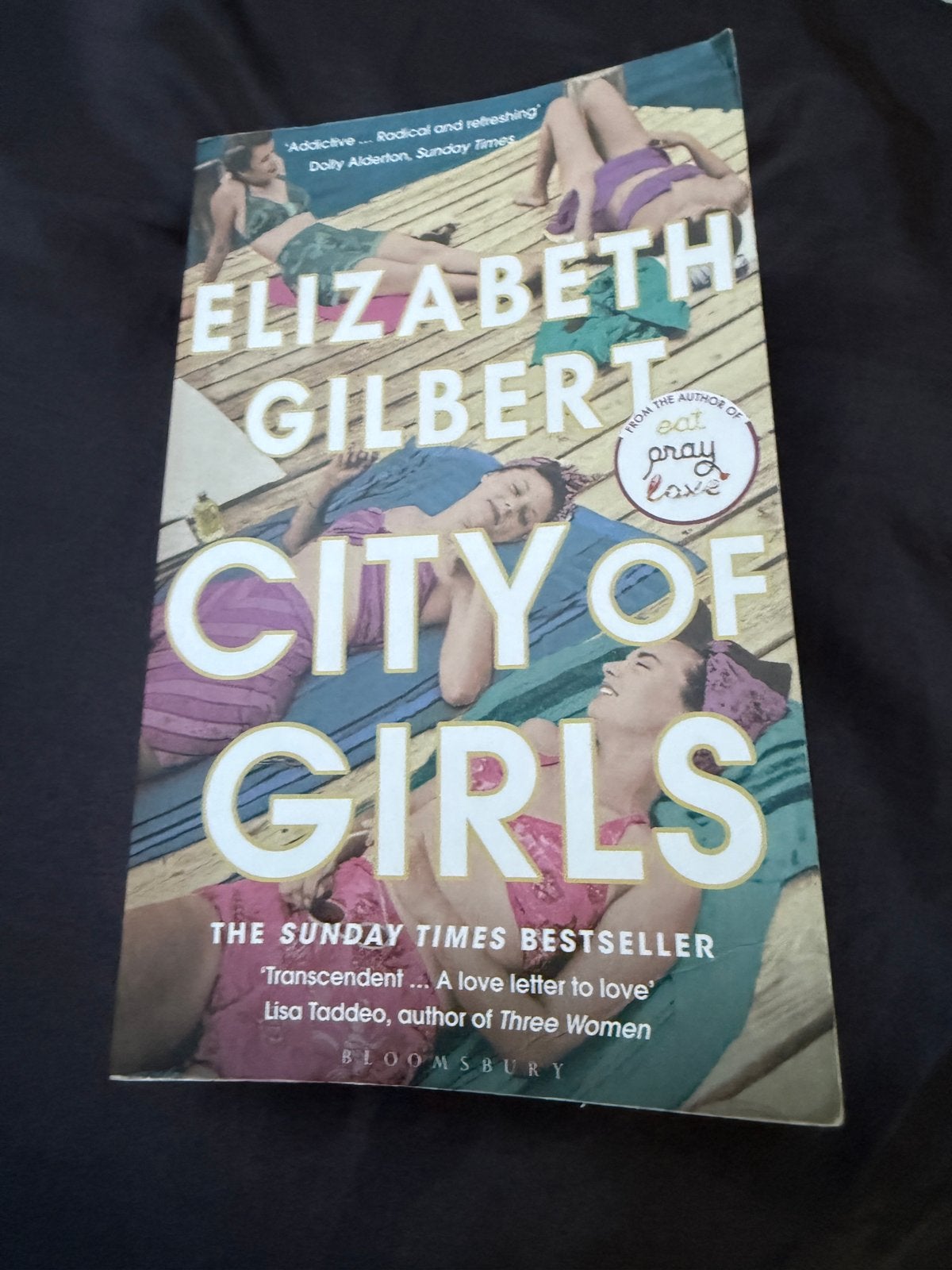 City of Girls - Elizabeth Gilbert (Engels), Ophalen of Verzenden, Zo goed als nieuw, Wereld overig