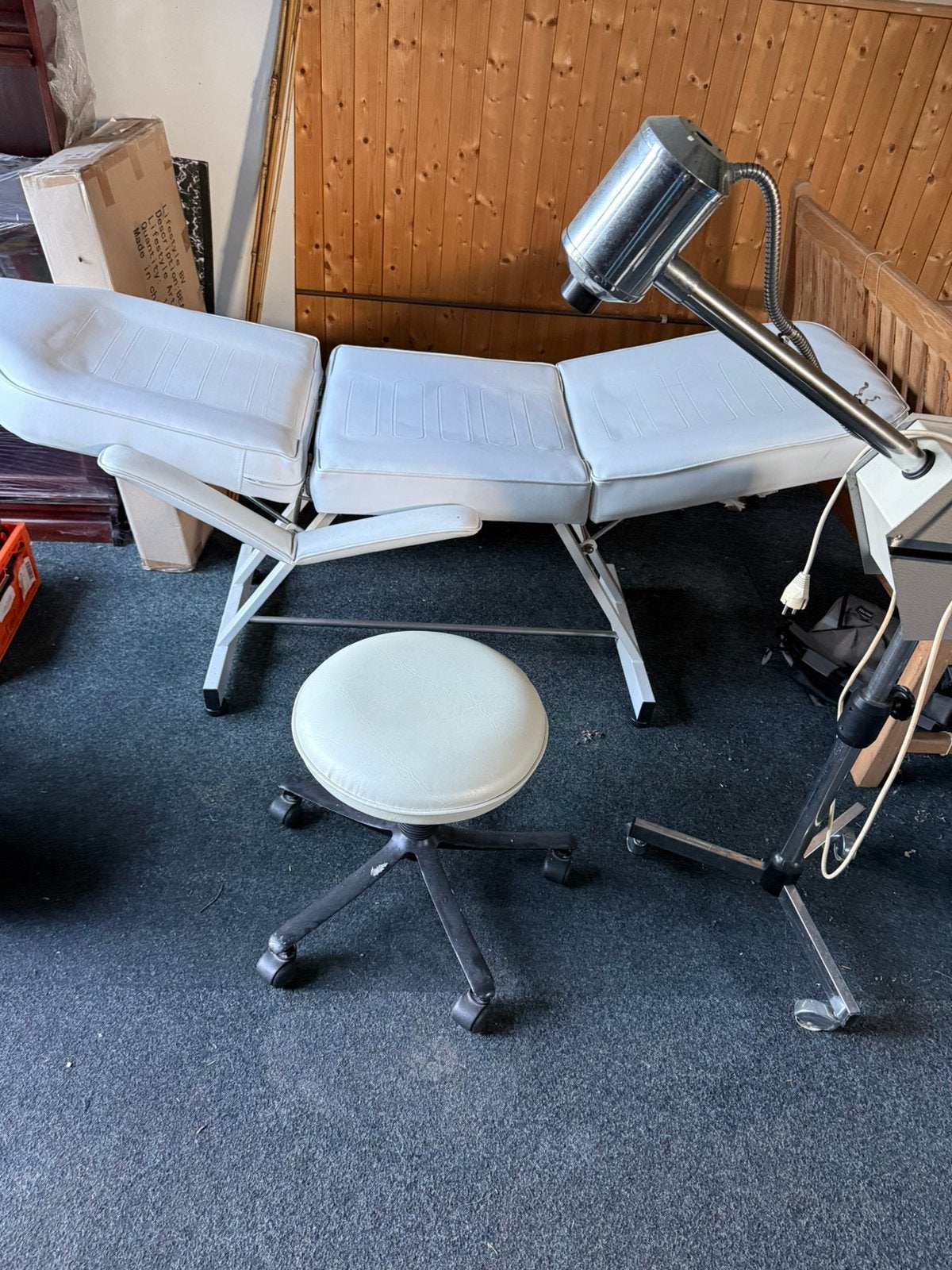 Masage stoel kruk en vergrootglas, Ophalen of Verzenden, Gebruikt, Massagestoel of Kussen