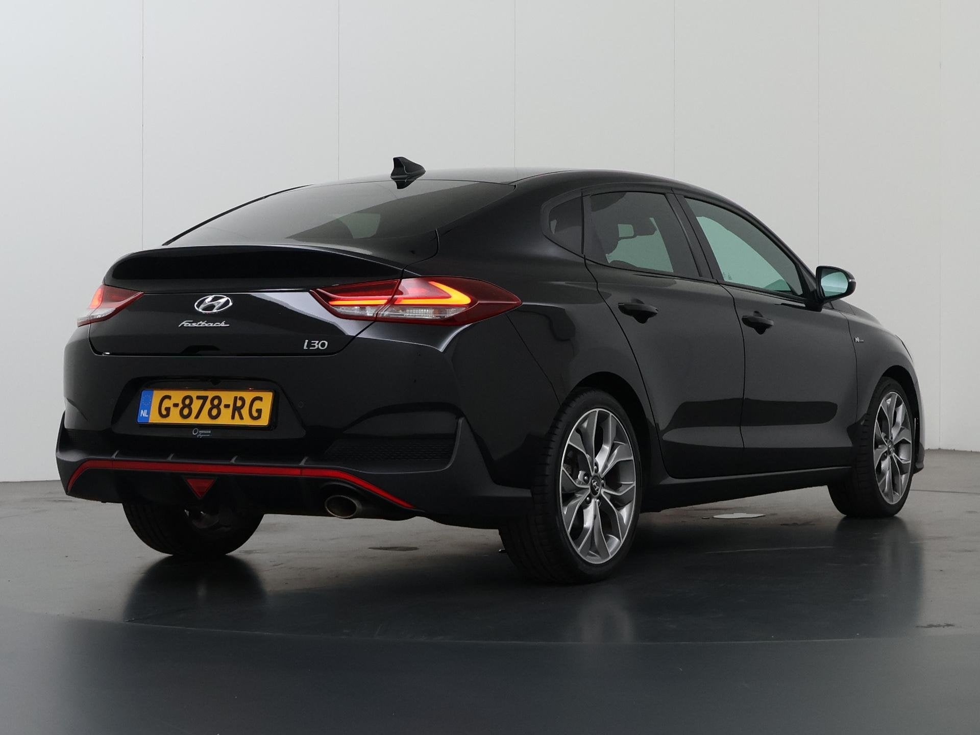 Hyundai i30 Fastback 1.4 T-GDI N Line | Trekhaak | Parkeerca, Voorwielaandrijving, Stof, Euro 6, 4 cilinders