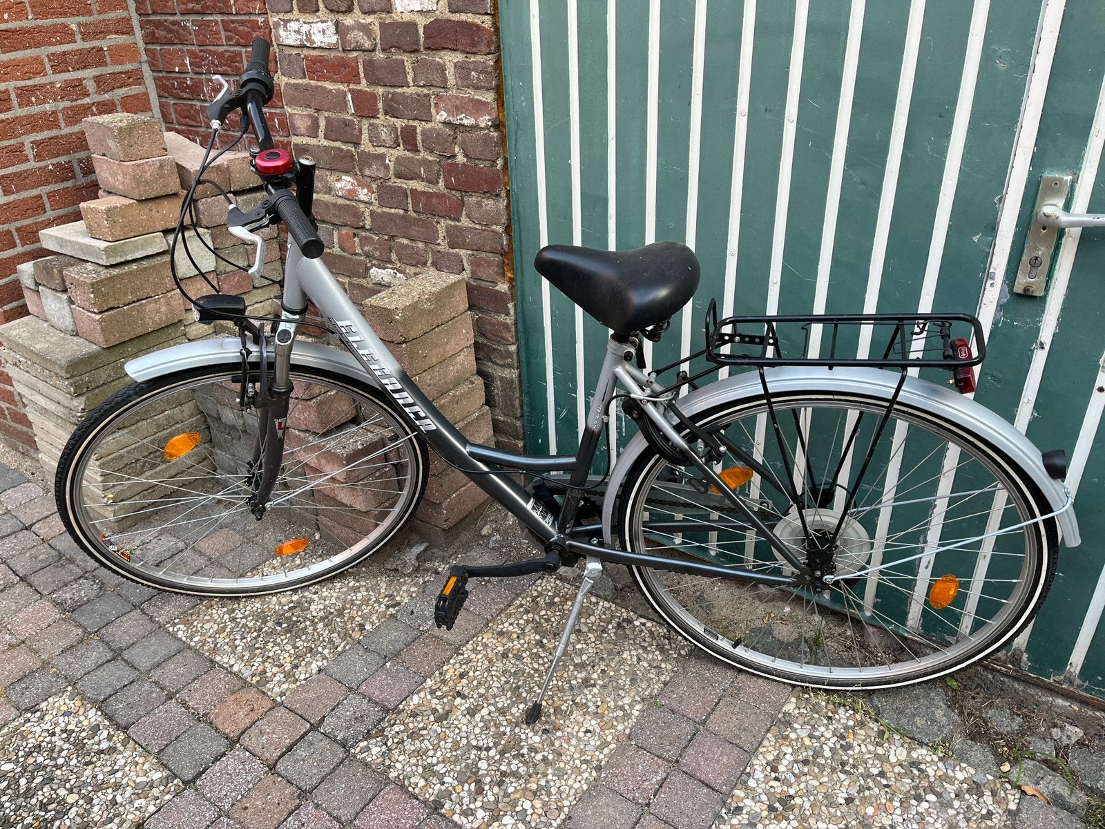Omafiets met handremmen, Fietsen en Brommers, Fietsen | Dames | Omafietsen, Ophalen, Velgrem, Versnellingen, Zo goed als nieuw
