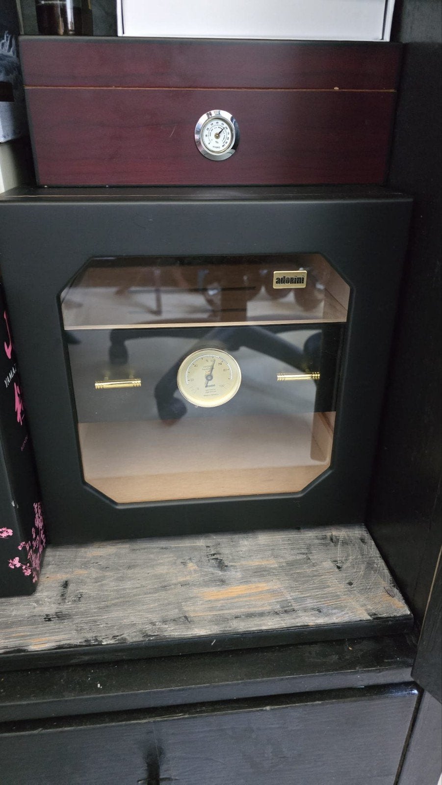 Zwarte Adorini Humidor 3 lades, Verzamelen, Ophalen of Verzenden, Zo goed als nieuw, Tabaksdoos of Verpakking