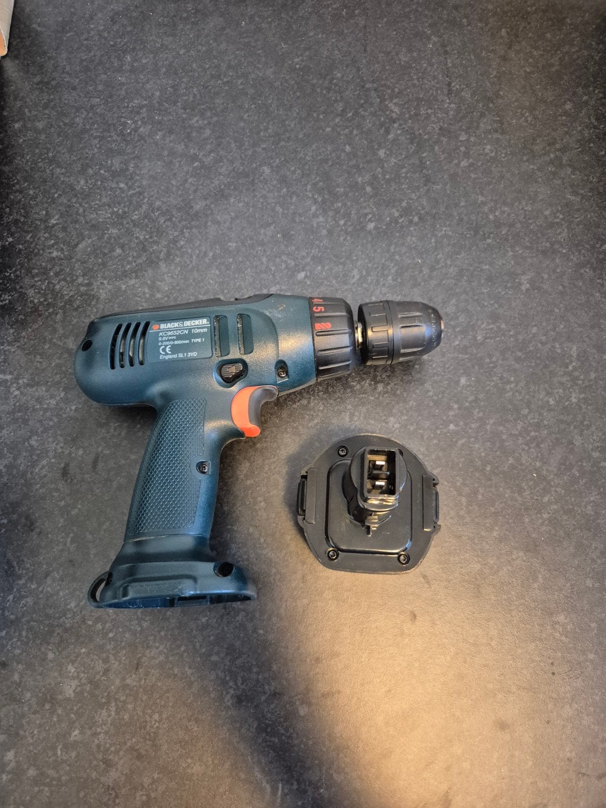 Black&Decker Accuboormachine KC9652CB (oplader ontbreekt), Ophalen of Verzenden