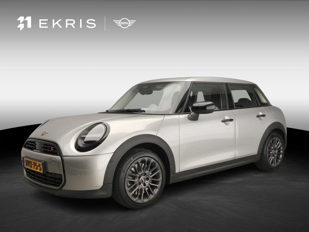 MINI Cooper 5-deurs S Automaat / LED / Park assist / DAB / D, Stof, Gebruikt, 4 cilinders, Met garantie (alle)