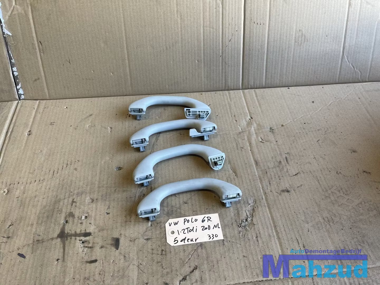 VW POLO 6R 5 DEURS Handgreep hemel 2009-2017, Auto-onderdelen, Gebruikt, Volkswagen, Volkswagen AG, Berliner Ring 2
38440  Wolfsburg, DE