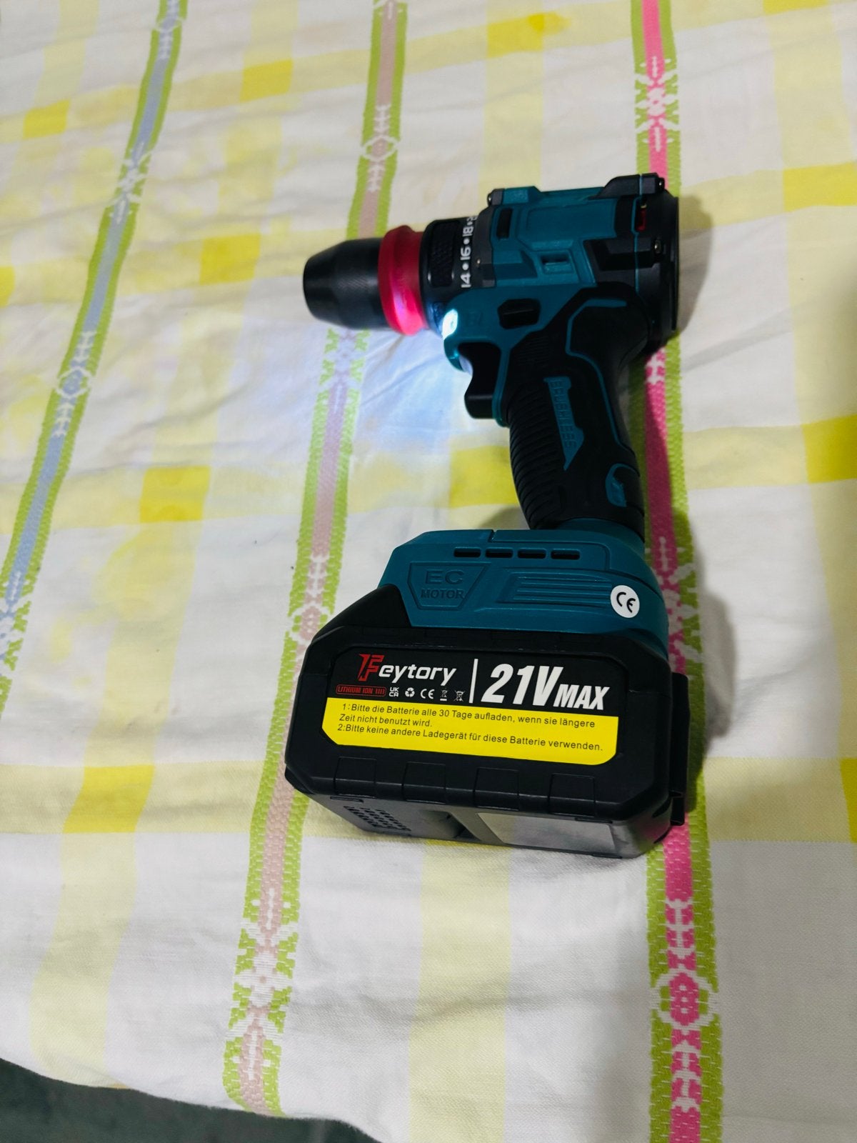 Foto 3 van Nieuwe BRUSHLESS 3-in-1 Accuboormachine/Schroevendraaier