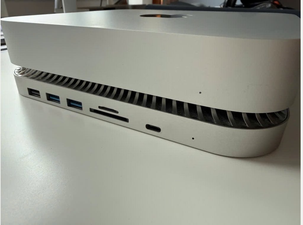 Docking Station for Mac mini M1/M2, Ophalen of Verzenden, Zo goed als nieuw, Docking station, Laptop