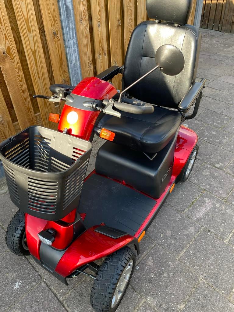 Scootmobiel XL 130, Ophalen, Zo goed als nieuw, 26 t/m 35 km, 16 km/u of meer