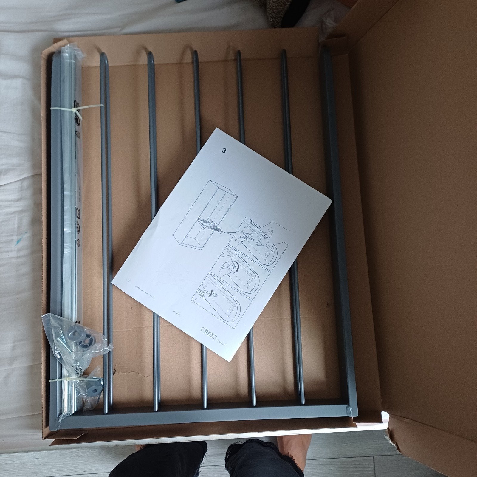Uittrekbare broekhanger voor kledingkast - Nieuw in doos, Ophalen, Modern, functioneel, Nieuw, 50 tot 100 cm