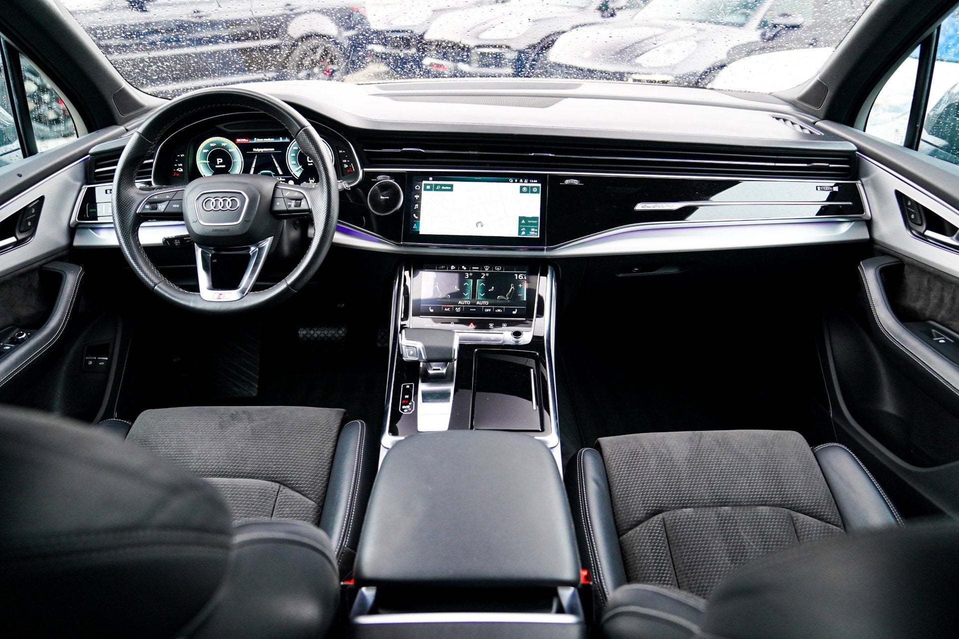 Audi Q7 55 TFSI e quattro Pro Line Plus | Luchtvering | Head, Auto's, Automaat, Gebruikt, 2995 cc, 138 €/maand