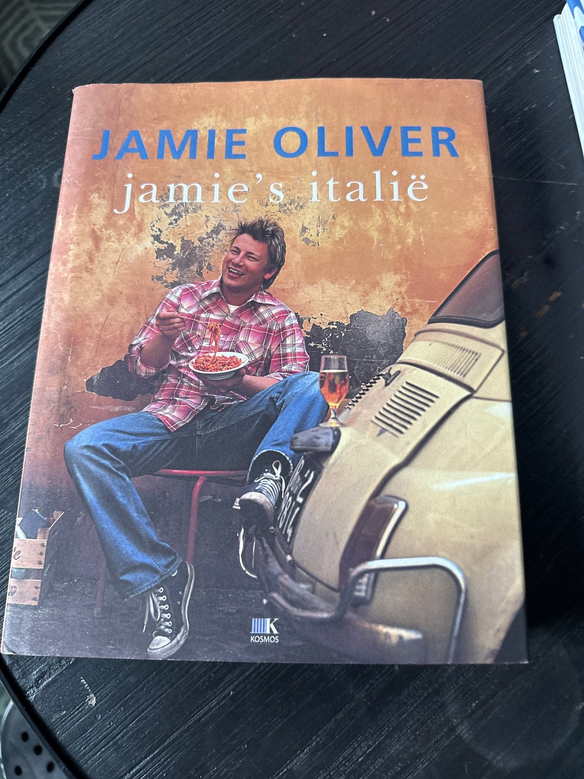 Jamie Oliver - Jamie's Italië Kookboek, Boeken, Kookboeken, Ophalen of Verzenden, Gelezen, Italië, Voorgerechten en Soepen