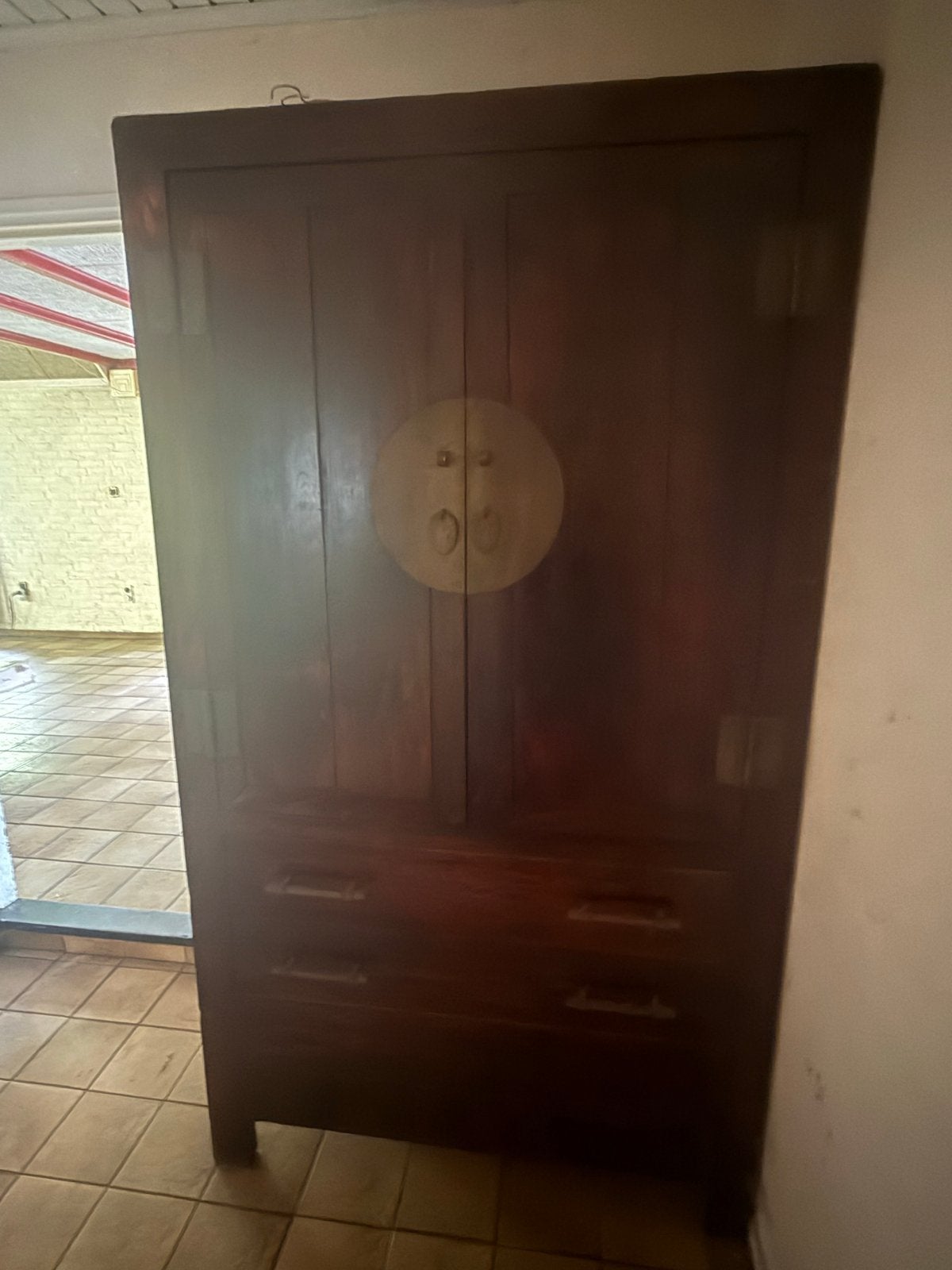 Antieke Chinese Kast - Massief Hout met Messing Beslag, Antiek en Kunst, Ophalen