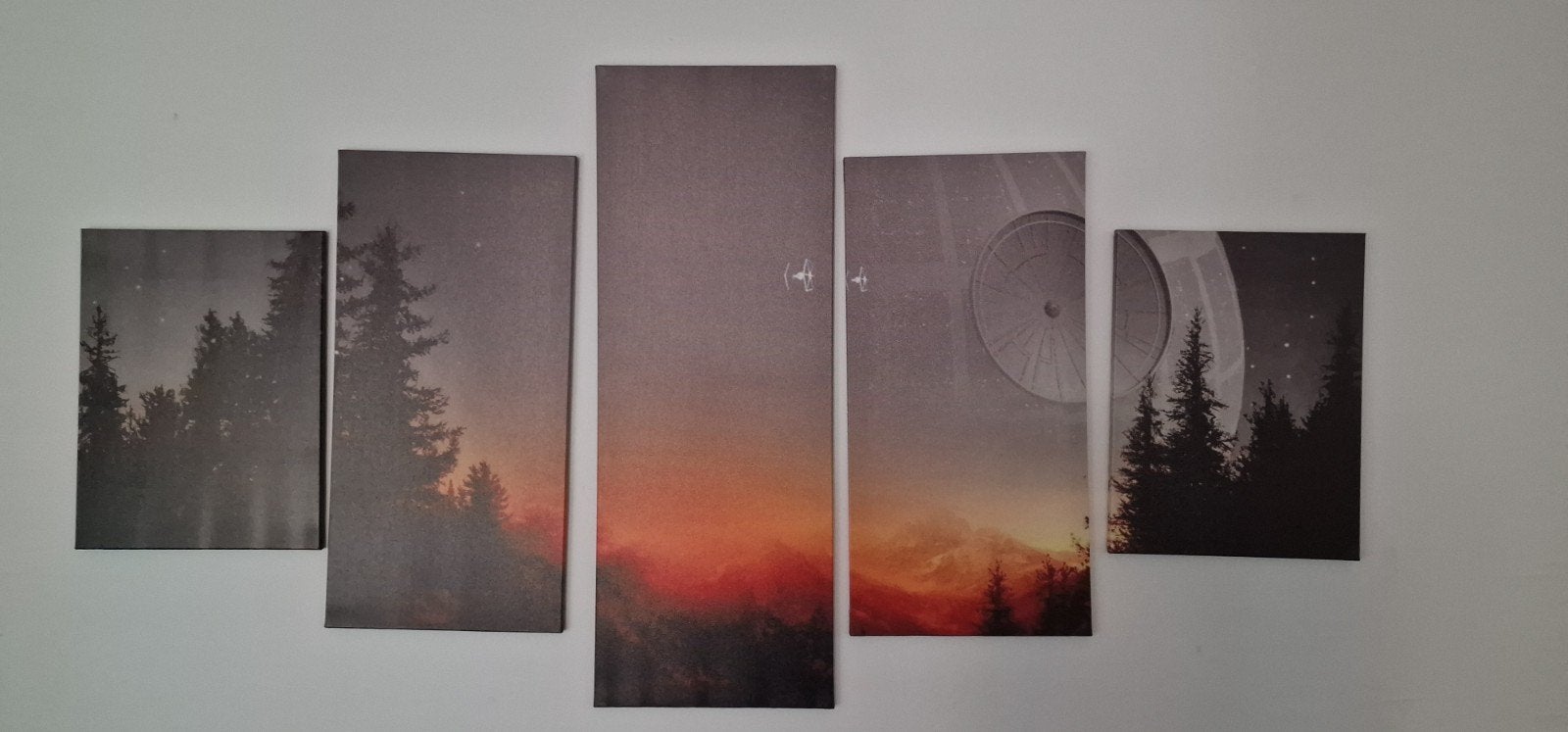 Star Wars Death Star Canvas Schilderij (5-delig), 50 – 75, Ophalen of Verzenden, Zo goed als nieuw, Schilderij