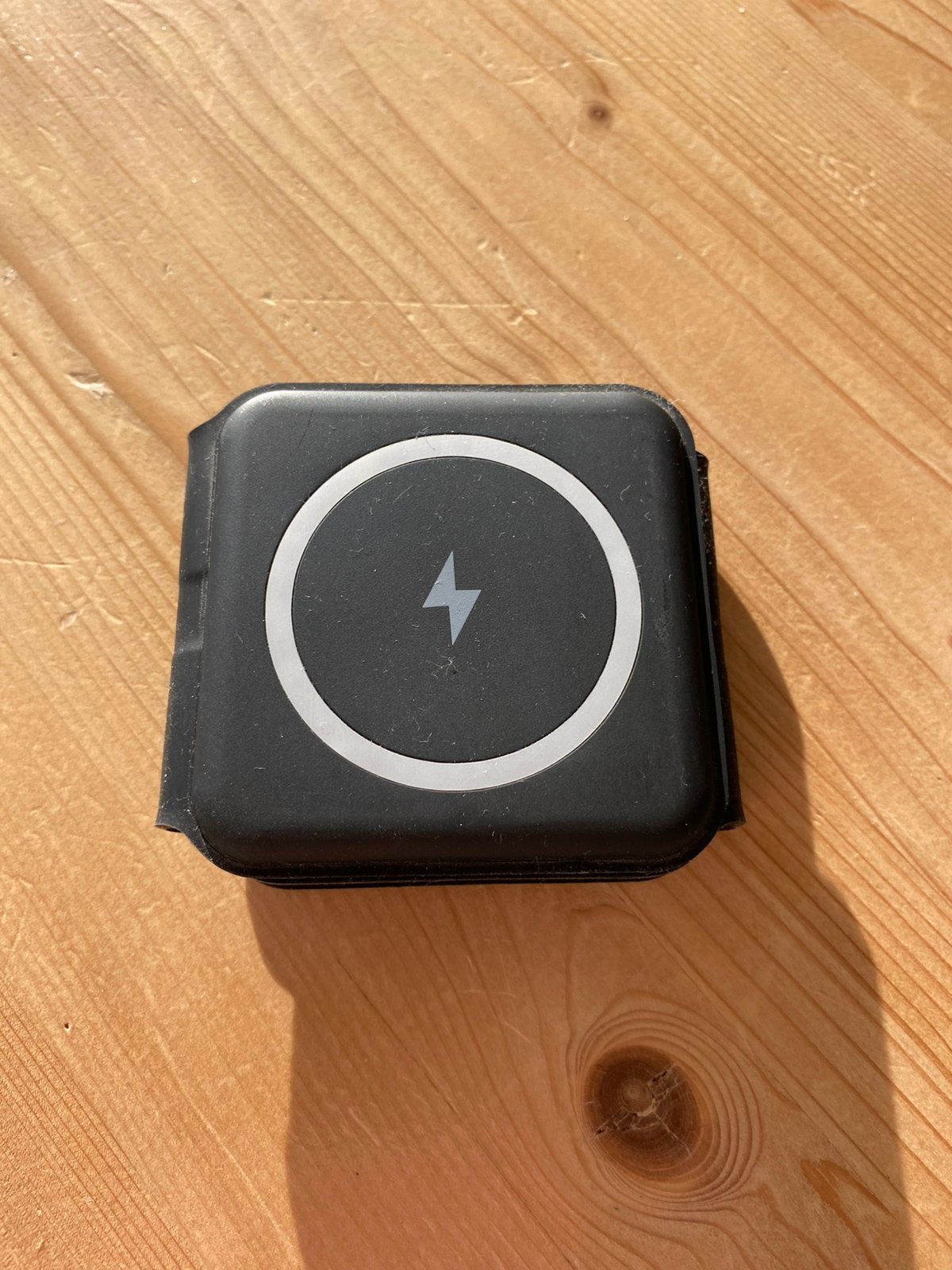 3-in-1 opvouwbare draadloze oplader, Ophalen, Zo goed als nieuw