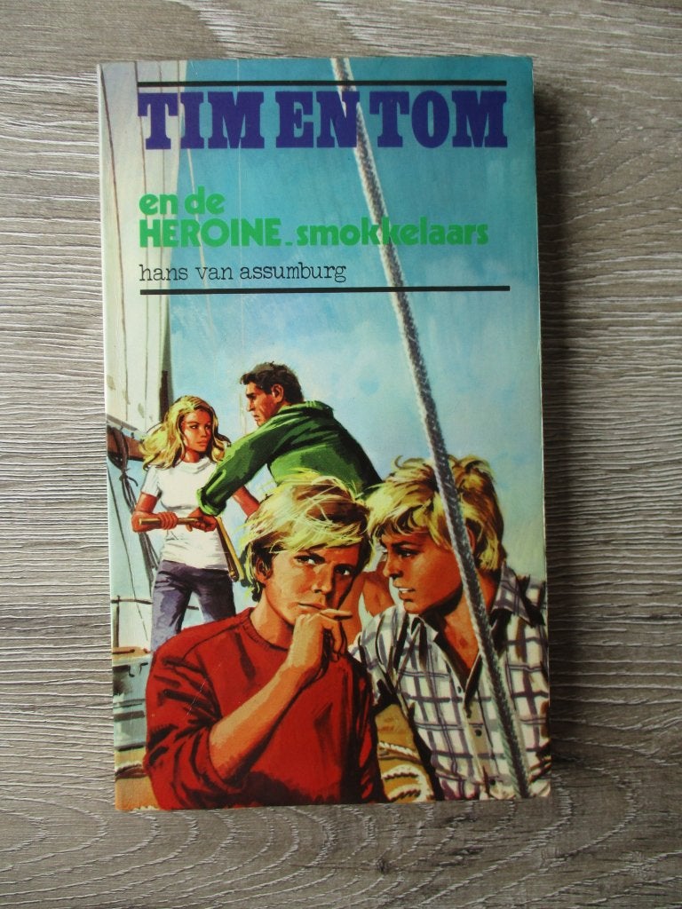 Tim en Tom en de heroine smokkelaars - Hans van Assumburg, Ophalen of Verzenden, Gelezen, Fictie algemeen