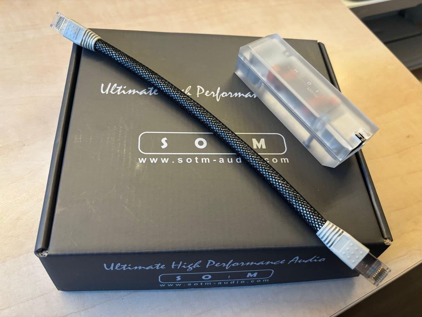 SOTM iSO-CAT6 netwerk isolator voor audio streamer, Ophalen of Verzenden, Zo goed als nieuw, Minder dan 2 meter, Overige kabels