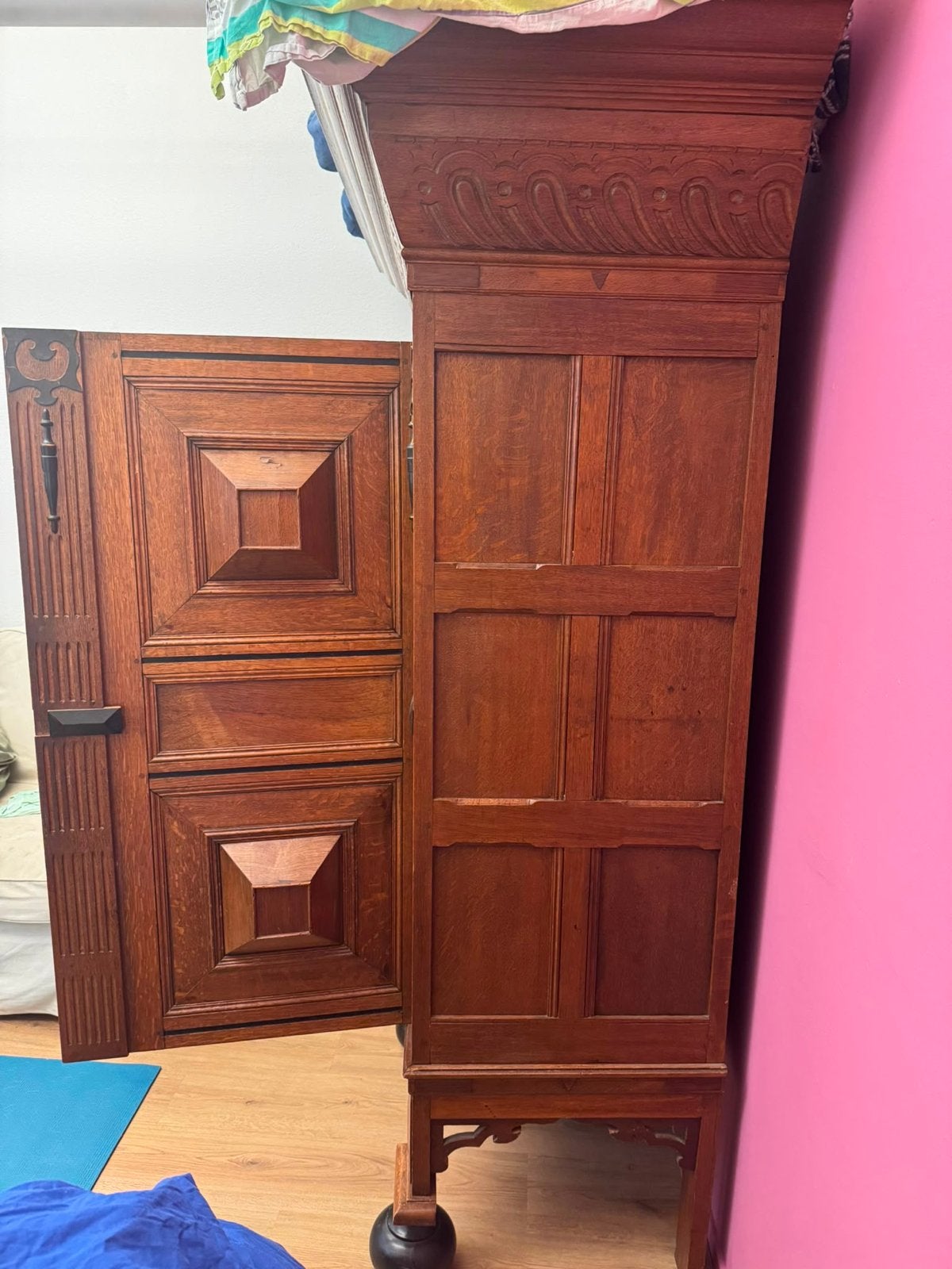 Grote eiken kast - Antiek en onbeschadigd, Antiek en Kunst, Ophalen