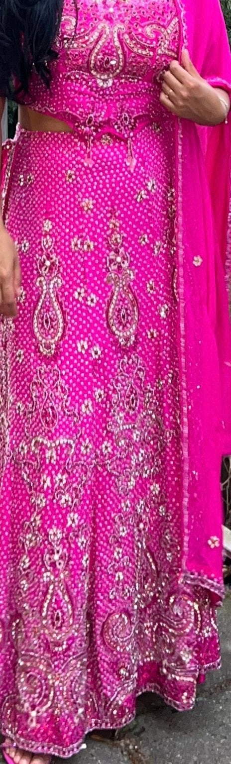 Roze Fuchsiazware Bollywood Lehenga met Strass Steentjes, Maat 38/40 (M), Overige typen, Ophalen of Verzenden, Zo goed als nieuw