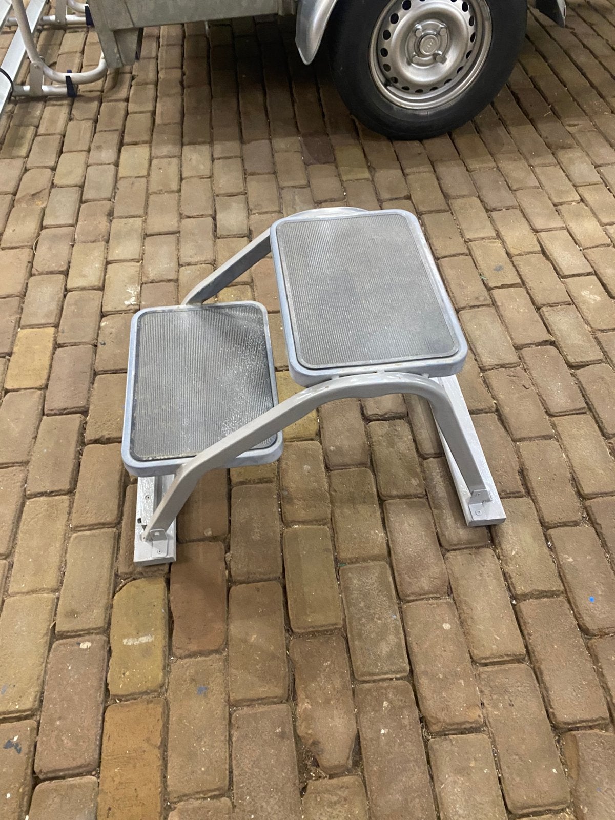 Opstapje voor caravan., Ophalen, Gebruikt