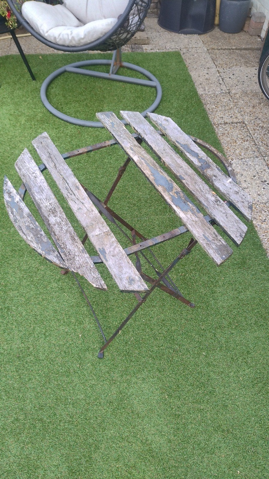 Oude houten tuintafel - opklapbaar, Tuin en Terras, Tuintafels, Ophalen, Gebruikt, Rond, Metaal