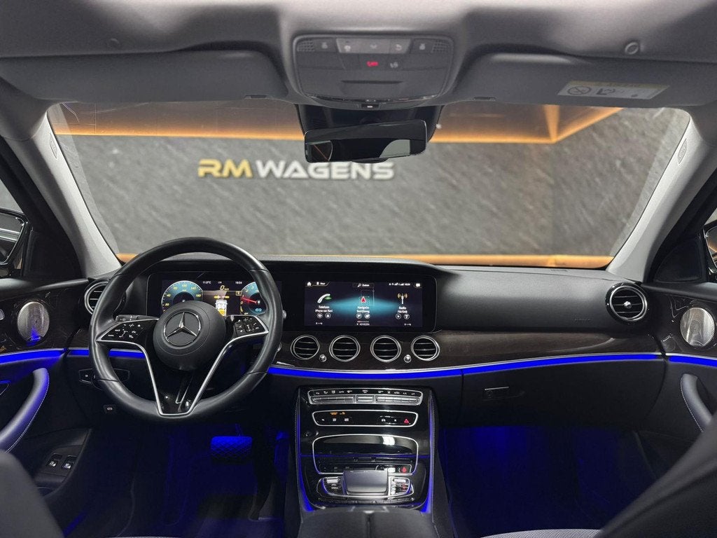 Mercedes-Benz E-klasse 300 e AMG Line |PANO|BURMEISTER|TREKH, Auto's, Mercedes-Benz, Achterwielaandrijving, Gebruikt, Euro 6, 4 cilinders