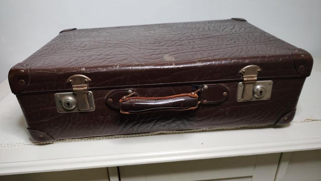 K534 VINTAGE jaren 40-50 koffer van geperst karton, Sieraden, Tassen en Uiterlijk, Koffers, Overige materialen, Gebruikt, 50 tot 60 cm