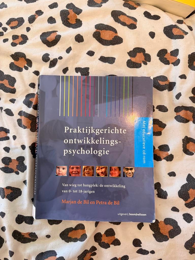 Praktijkgerichte ontwikkelingspsychologie - Marjan de Bil, Boeken, Studieboeken en Cursussen, Ophalen of Verzenden, Gamma, Gelezen
