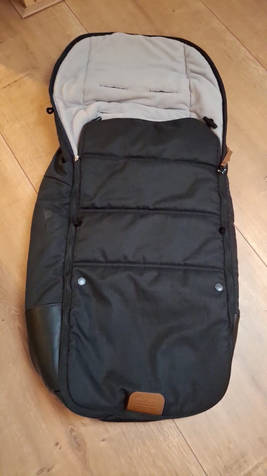 Mutsy voetenzak - Zwart, Ophalen of Verzenden, Zo goed als nieuw, Kinderwagen, Mutsy